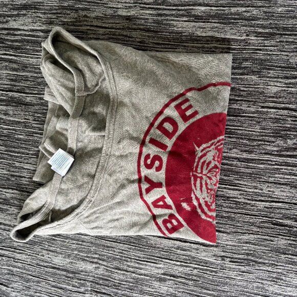 Torrid Saved By The Bell Off Shoulder Sweatshirt Bayside Tigers Kelly Kapowski - Picture 5 of 5